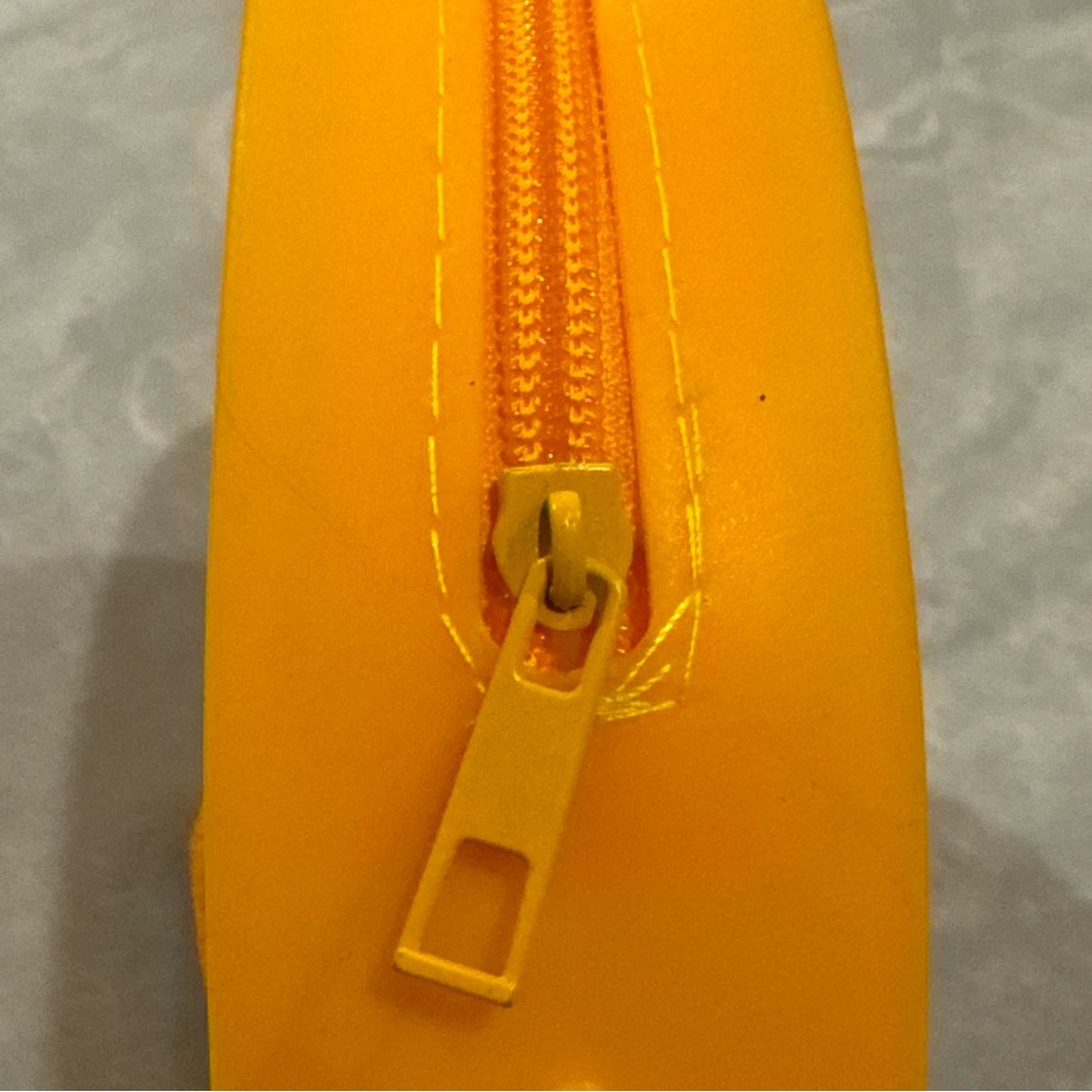 Sol de Janeiro Vibrant Round Mustard Yellow Rubber Crossbody Bag (8”x8”) unique - Picture 10 of 13